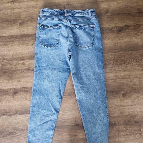 Talbots Everyday relaxed blue Jeans Size 6 - Picture 3 of 5